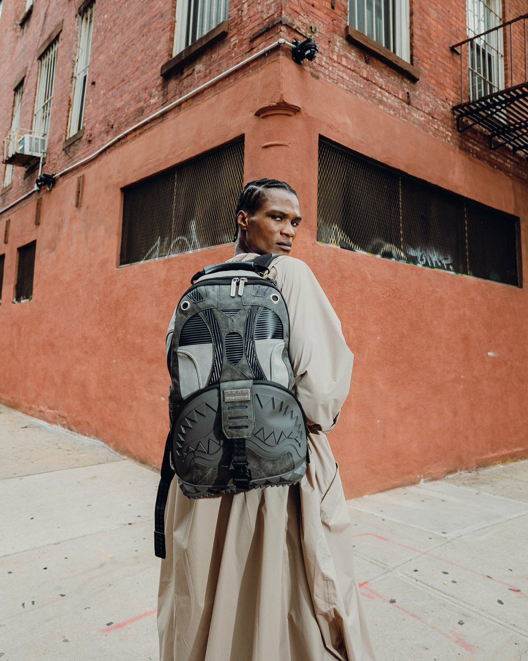 DUNE STILLSUIT SHARK BACKPACK | Sprayground Exclusive Deal