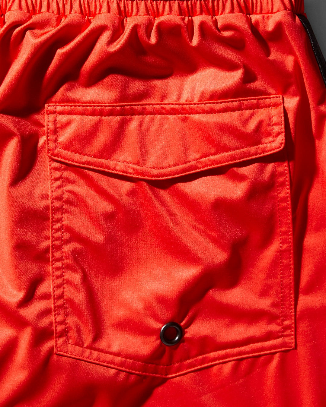 JAPAN WAVE CORTO SWIM TRUNKS (RED) | Sprayground Bargain