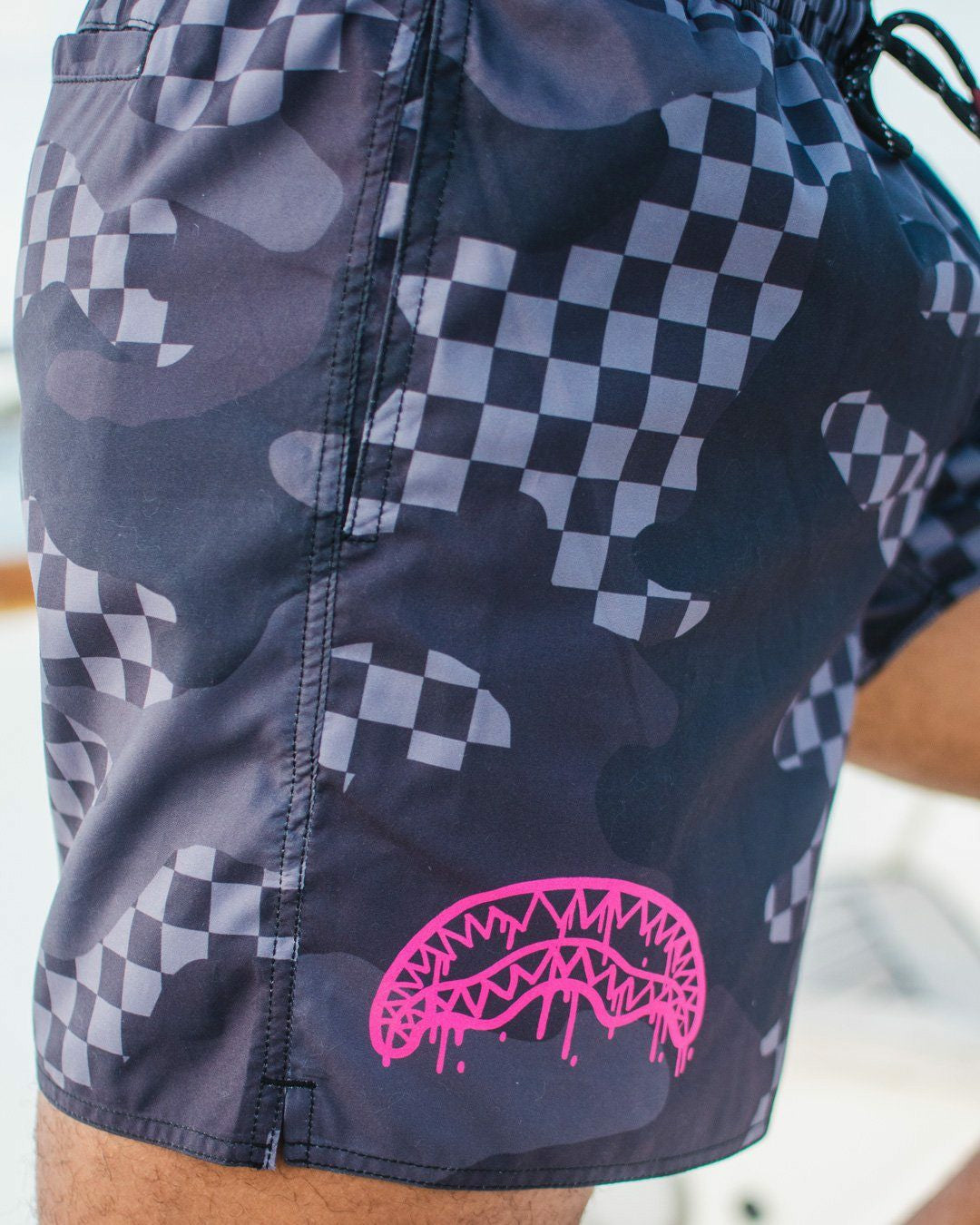 DRIP SHOTO SWIM TRUNKS | Sprayground Special Offer