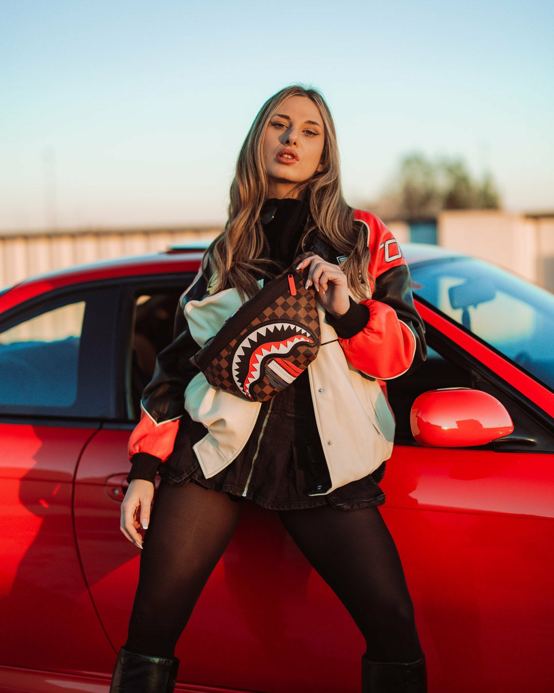 SHARKS IN PARIS GT SAVVY CROSSBODY | Sprayground Limited Offer