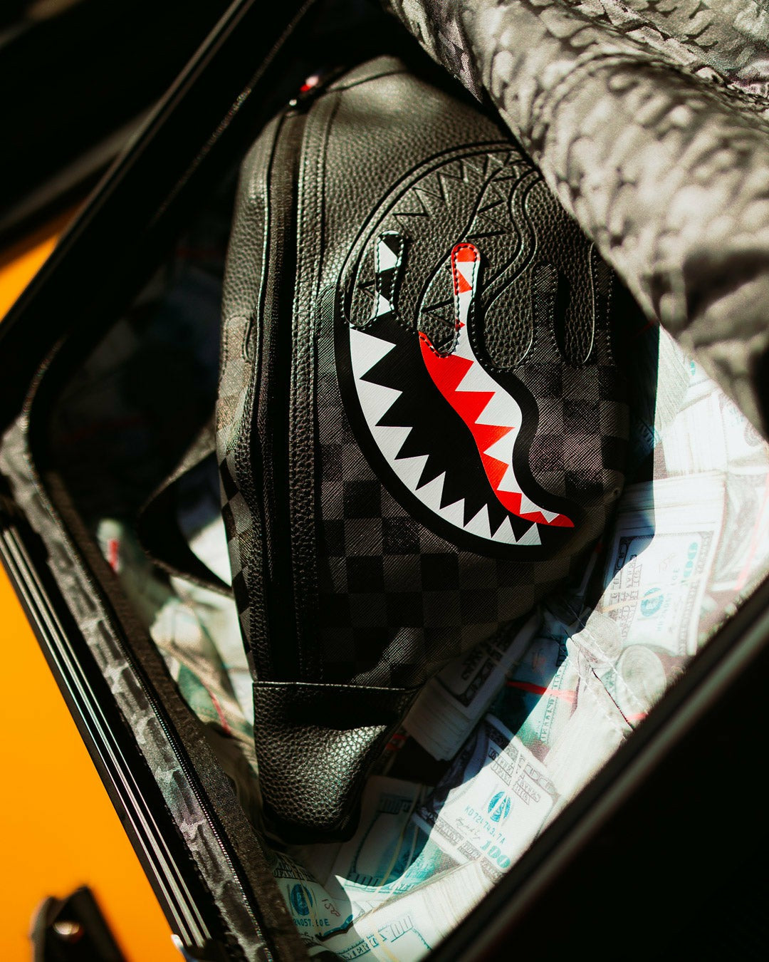 SPEED SHARK SIDE SWIPE SAVVY CROSSBODY | Sprayground Value Deal