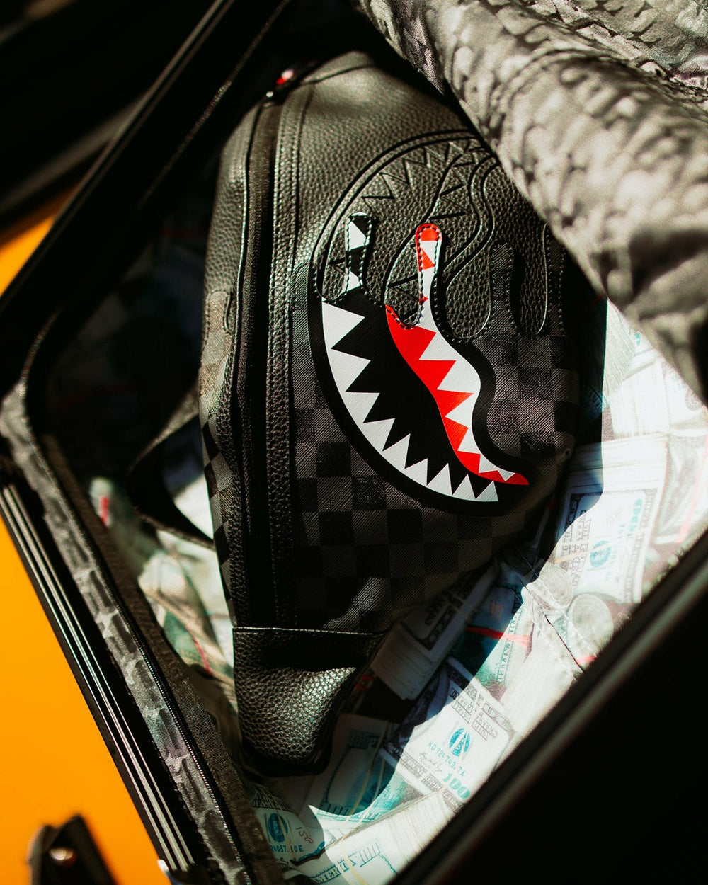 SPEED SHARK SIDE SWIPE SAVVY CROSSBODY | Sprayground Value Deal