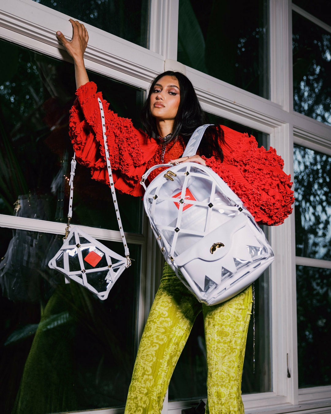 75001 PARIS CROSSOVER CLUTCH W/ SHOULDER STRAP | Sprayground Limited Offer