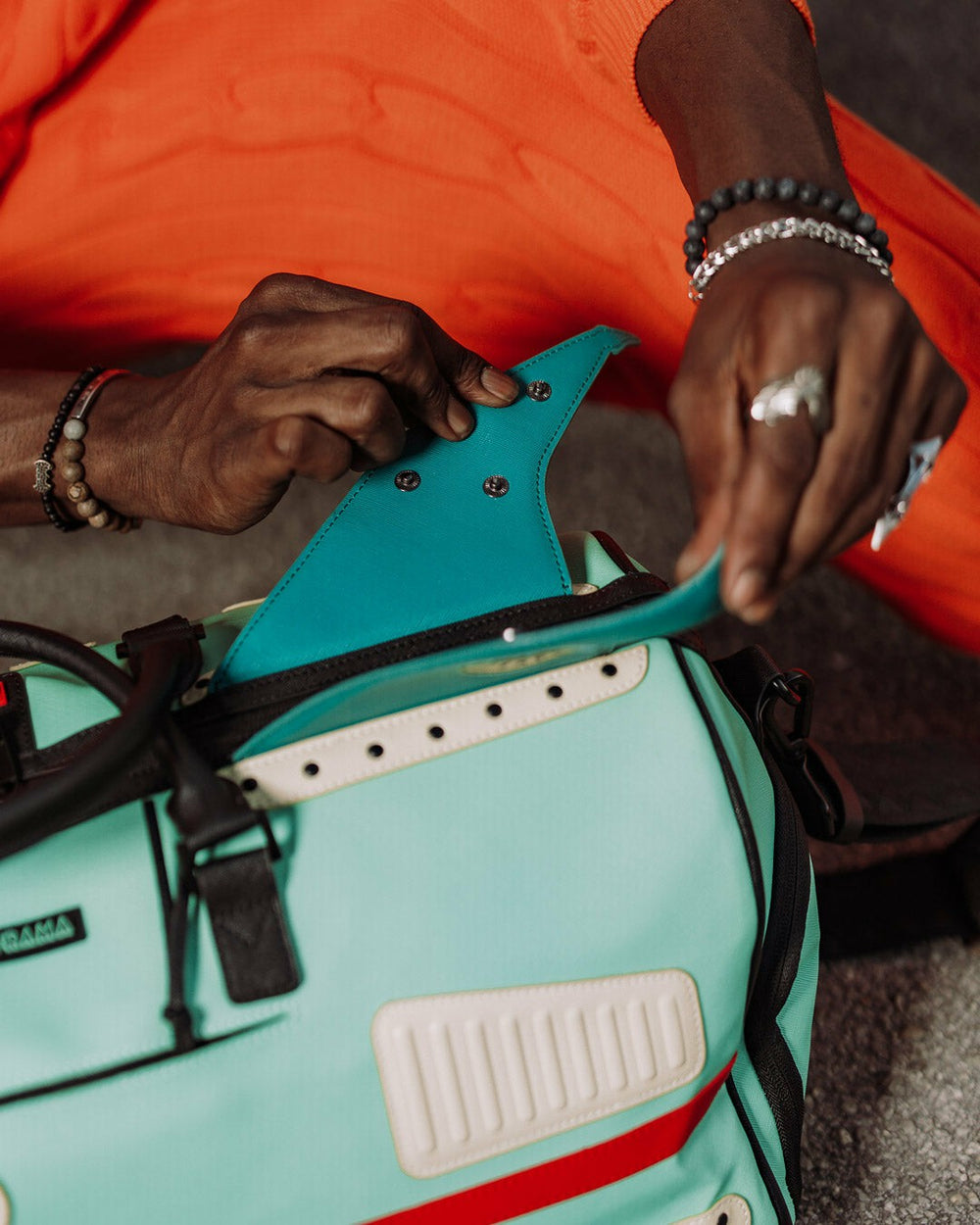 FUTURAMA PLANET EXPRESS PACK DUFFLE | Sprayground Discounted
