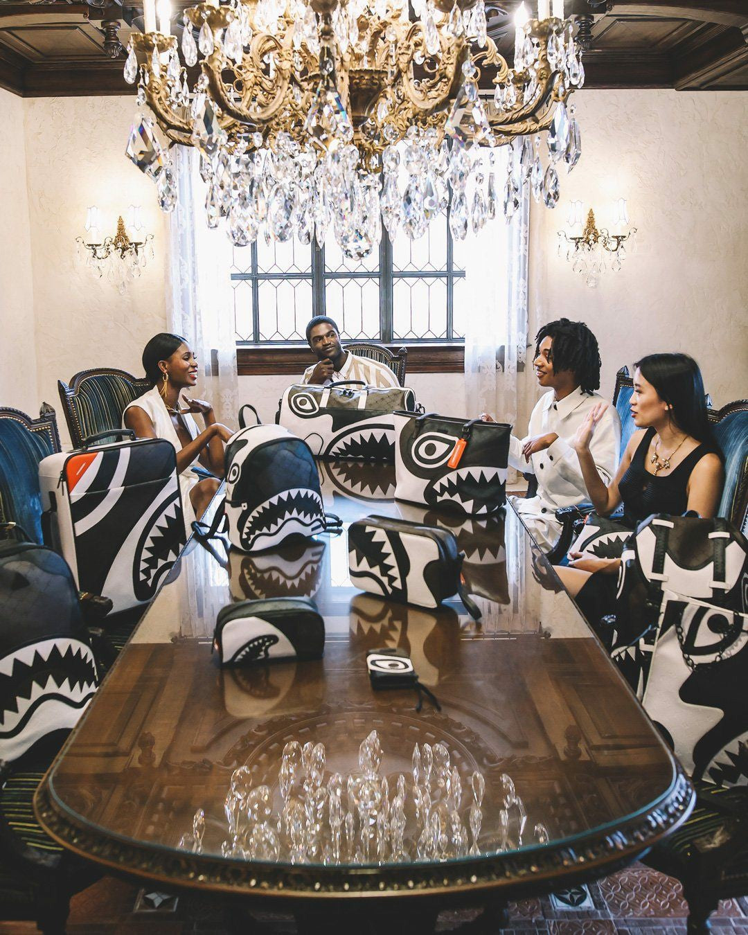V.V.I.P. POUCH | Sprayground On Sale