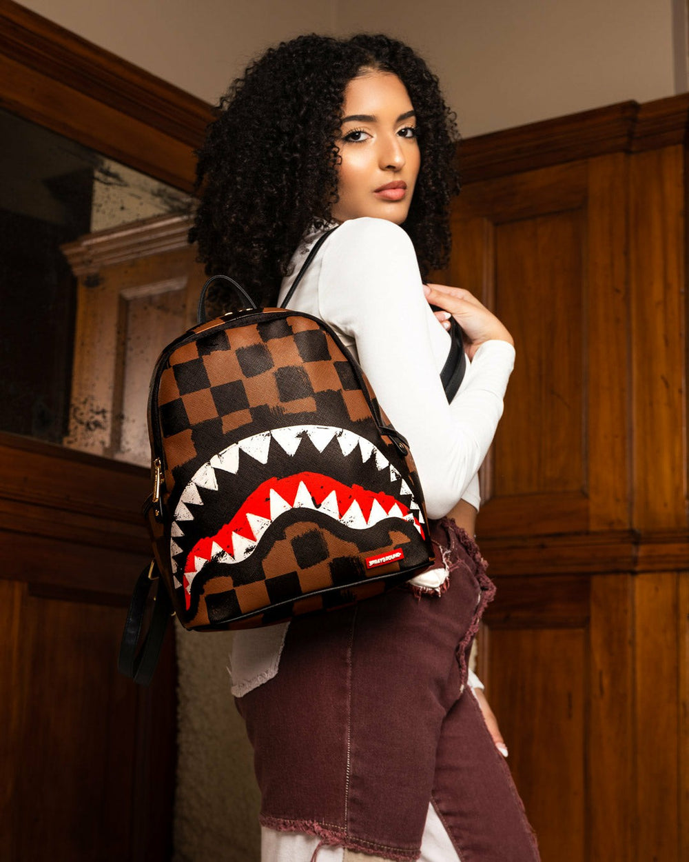 SHARKS IN PARIS VANQUISH SAVAGE | Sprayground Limited Offer