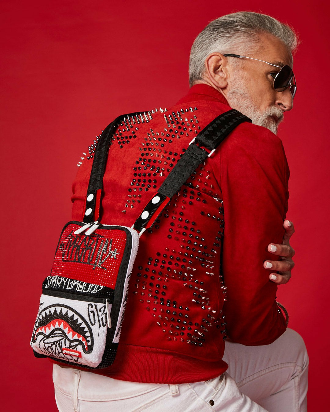 DIAMOND DISTRICT MESSENGER SLING | Sprayground Exclusive Deal