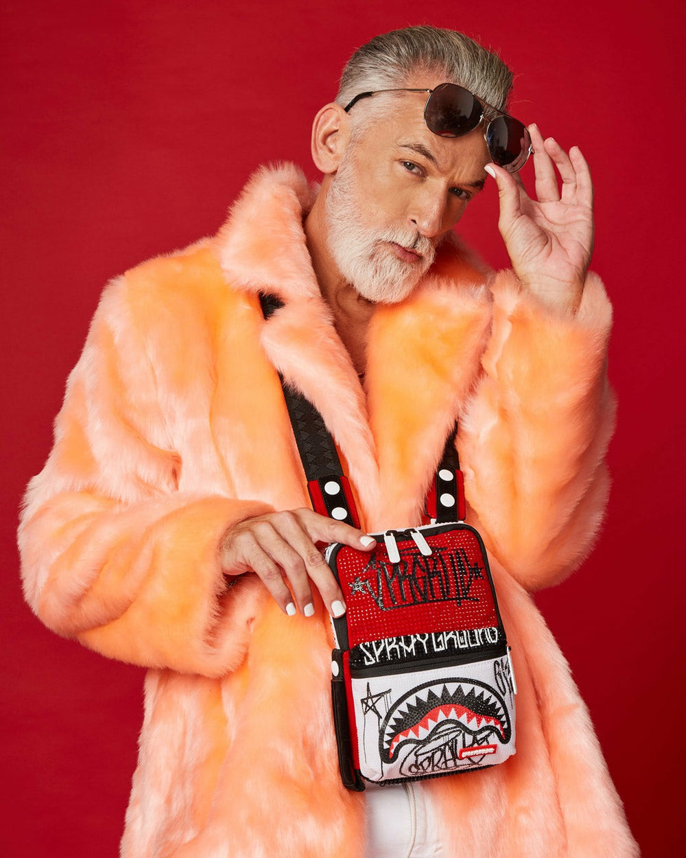 DIAMOND DISTRICT MESSENGER SLING | Sprayground Exclusive Deal