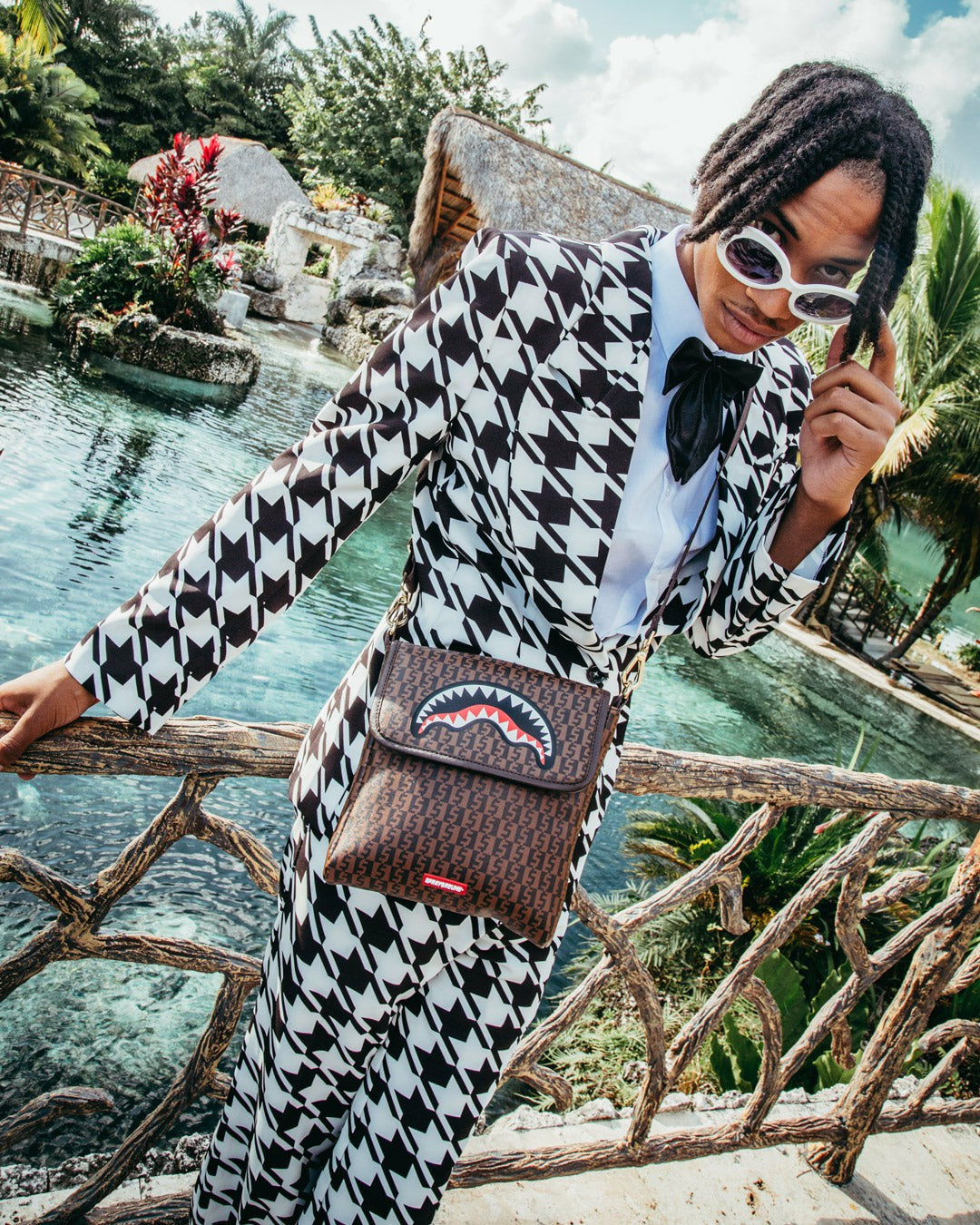 CASHIN CHECKS SHOULDER BAG | Sprayground Savings