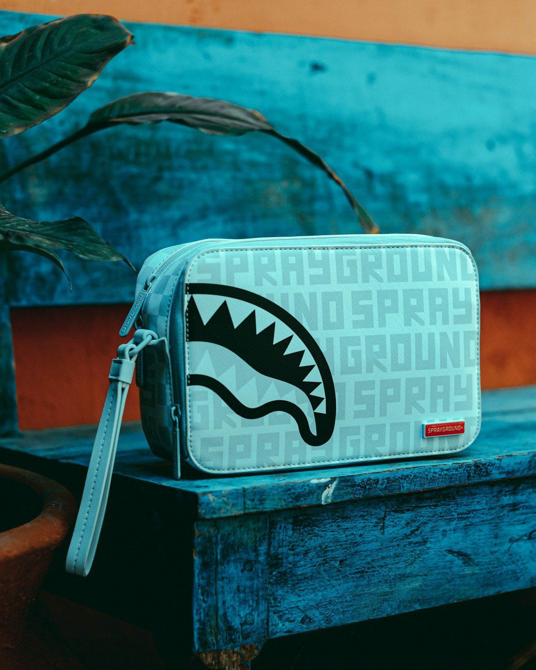 SPLIT THE CHECK (PEARL) TOILETRY BAG | Sprayground Limited Offer