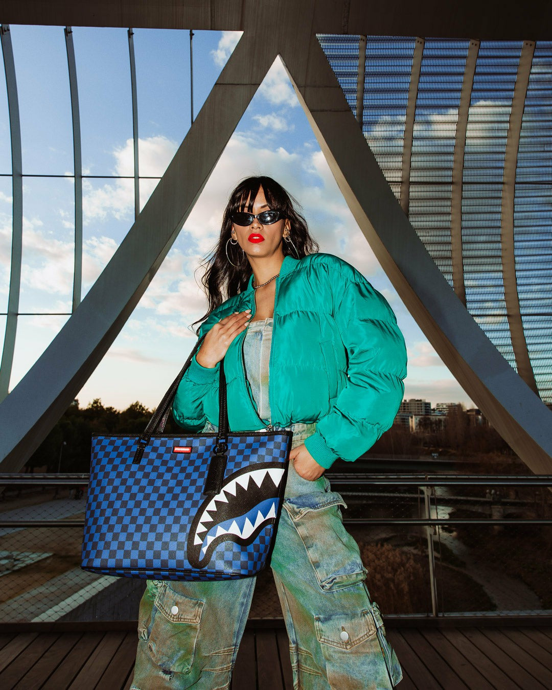 MIDNIGHT MAGIC SHARKS IN PARIS TOTE | Sprayground Limited Offer