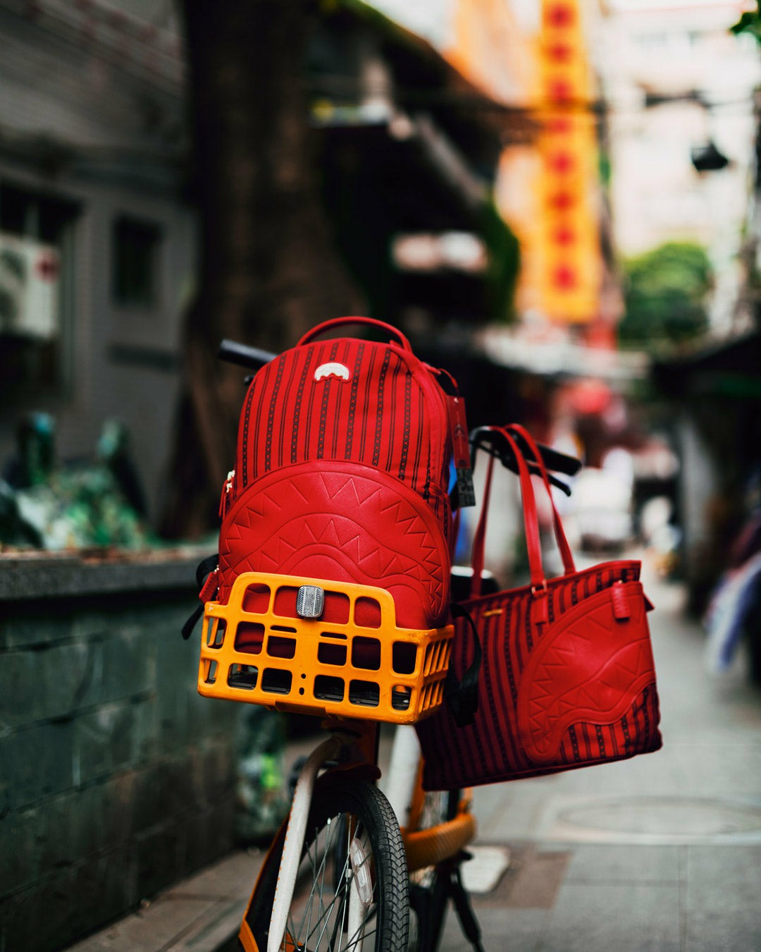 SKYCHAIN SUPPLYCHAIN TOTE | Sprayground Special Offer