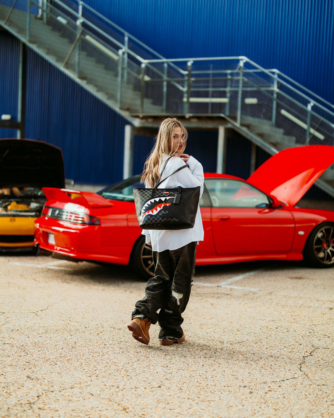 SPEED SHARK SIDE SWIPE TOTE | Sprayground Sale