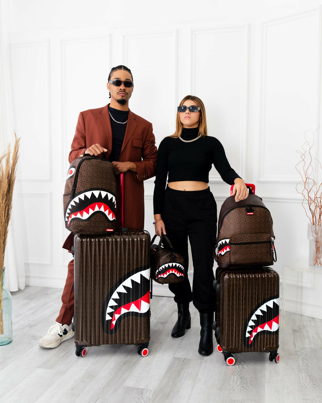 FRENZY SHARKS SHARKNAUTICS HARDSHELL CARRY-ON LUGGAGE | Sprayground Sale