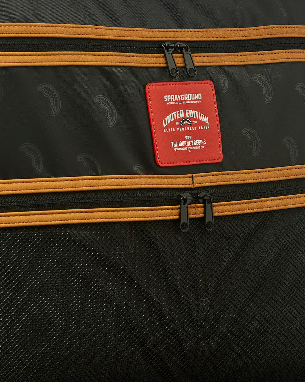 ILLUCHAINS JETSETTER CARRY-ON LUGGAGE | Sprayground Savings