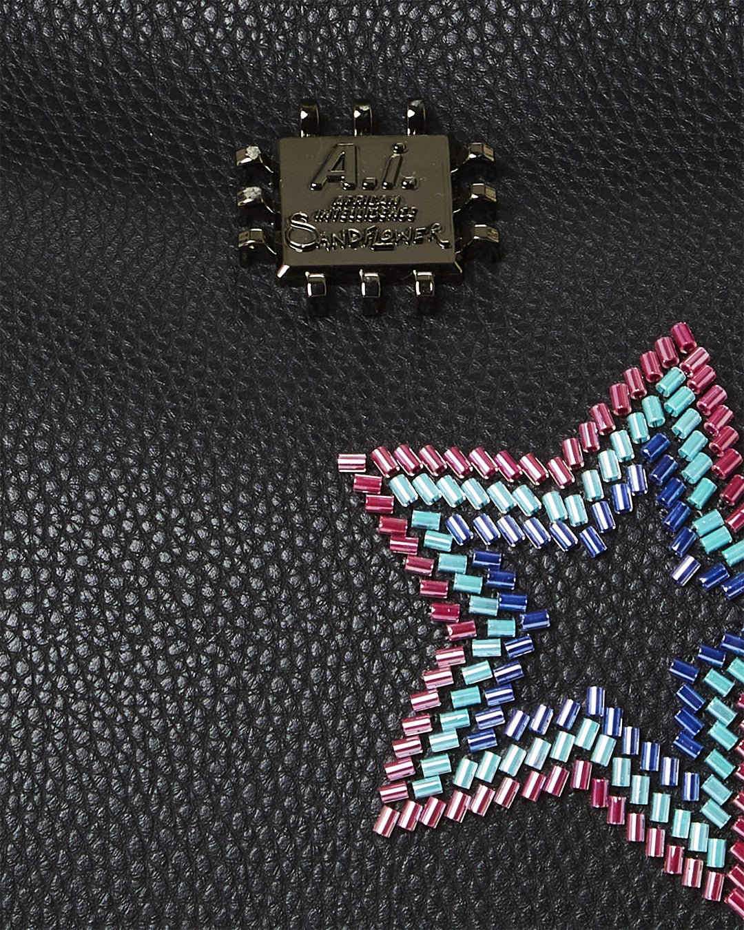 STAR RACER A.I.7 SANDFLOWER COLLAB BEADED TOTE | Sprayground Limited Offer
