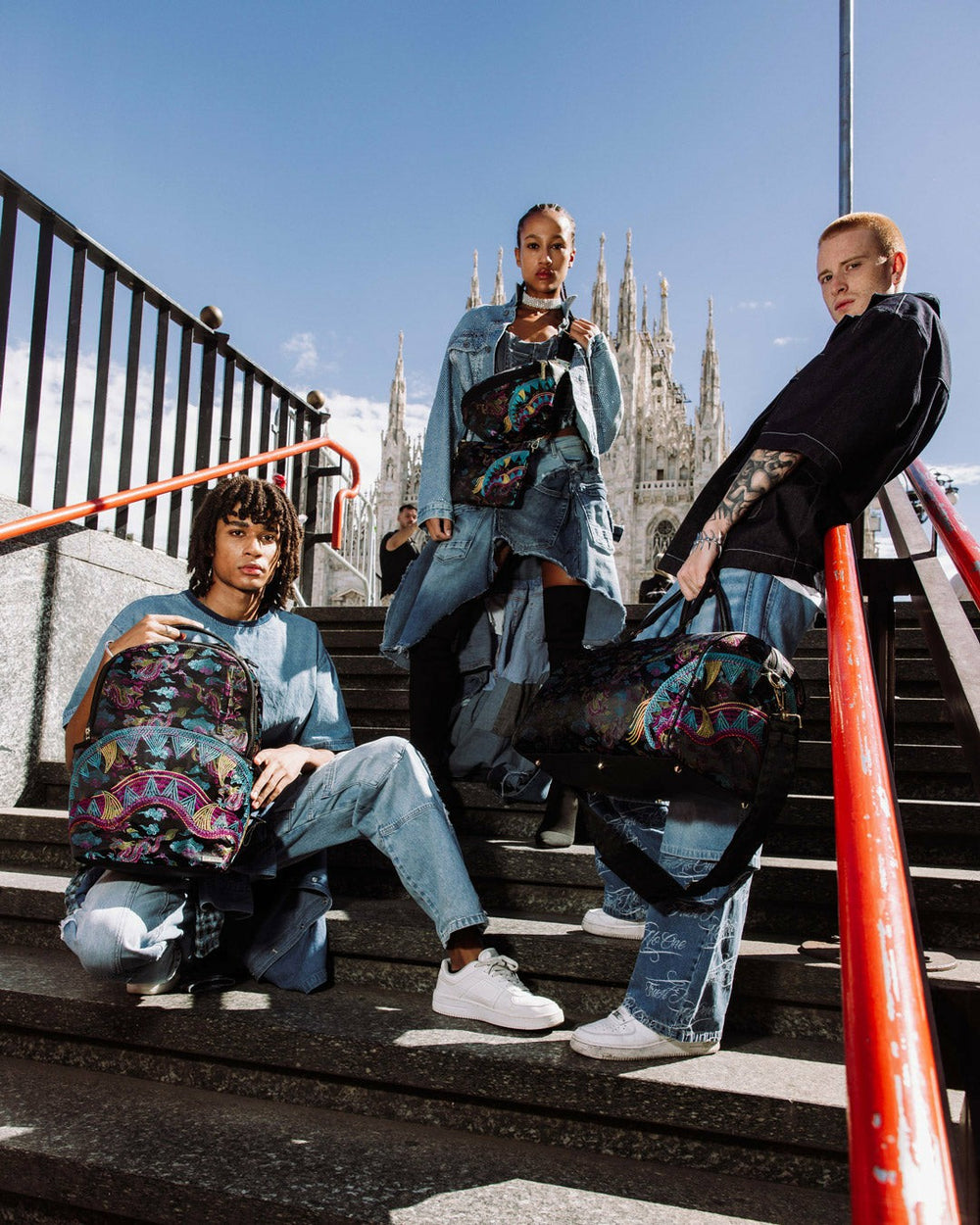 EMBROIDERED DRAGONS SAVVY CROSSBODY | Sprayground Sale
