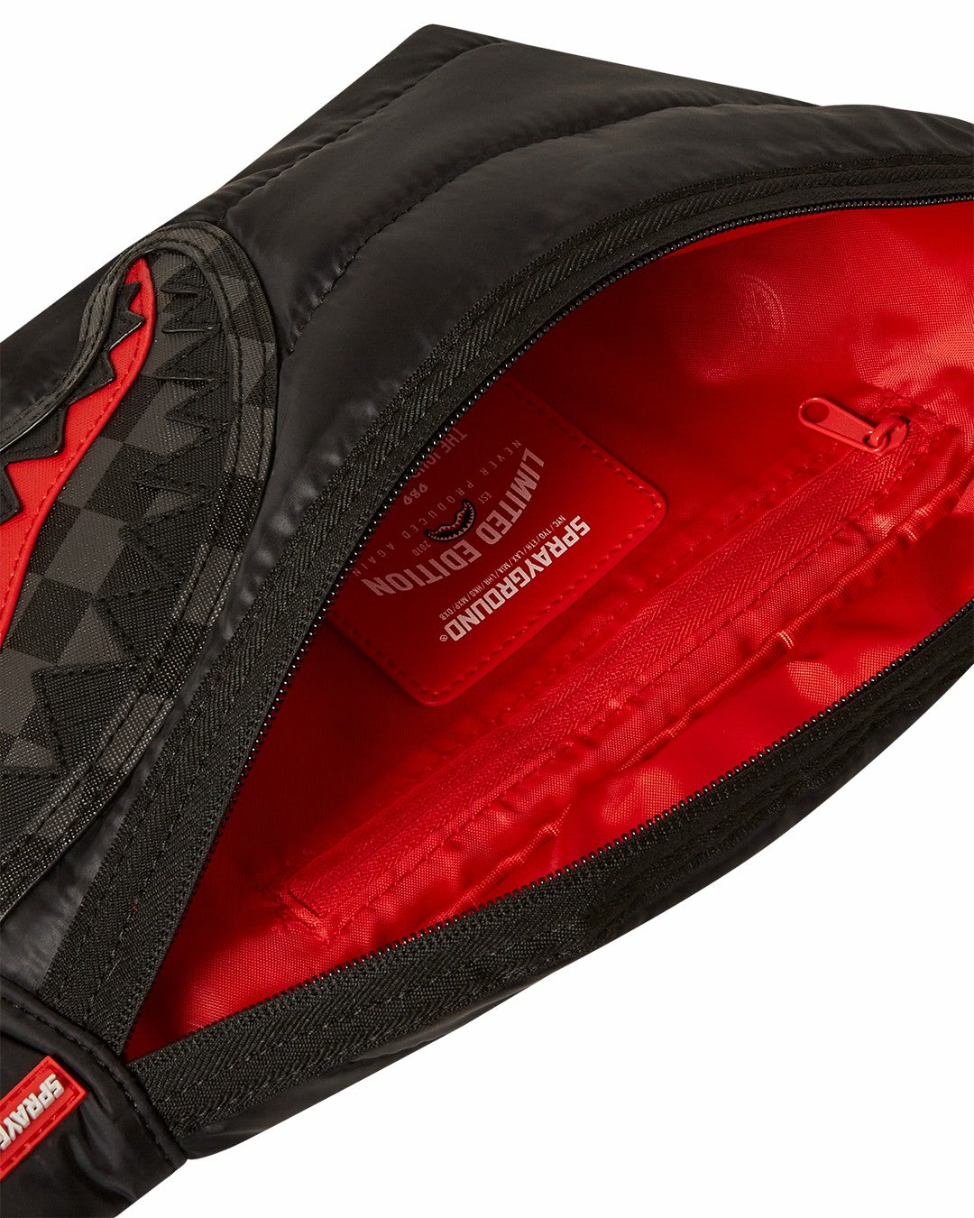 SNOWWSTORM PUFFER SAVVY CROSSBODY | Sprayground Value Deal
