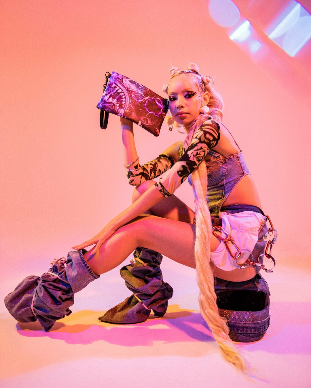 THE UNDERCURRENT CROSS-OVER CLUTCH | Sprayground On Sale