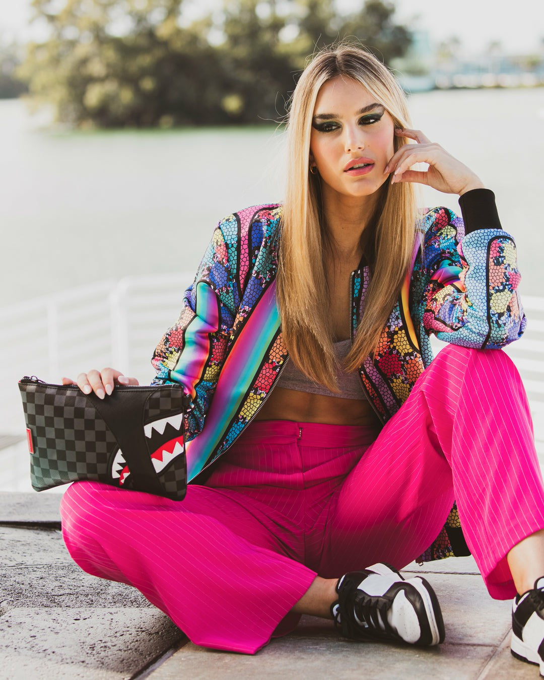 HENNY AIIR TO THE THRONE CROSSOVER CLUTCH | Sprayground Limited Offer