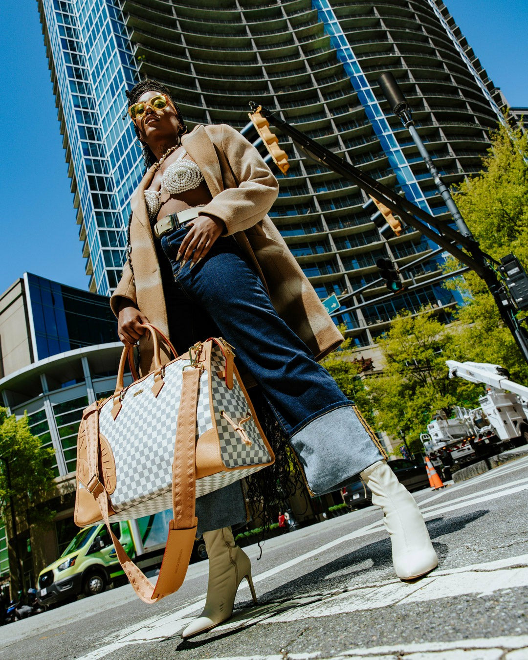 HENNY LATTE PYRAMID DUFFLE | Sprayground Special Offer