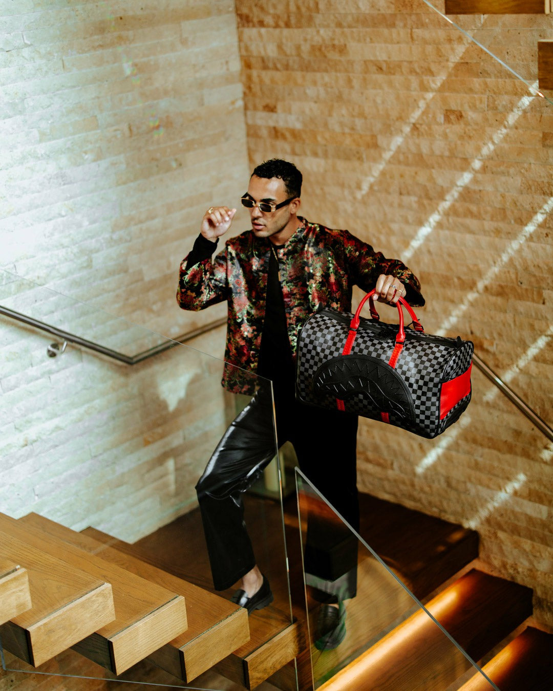 MONACO SHARK CLUB DUFFLE WHEELY | Sprayground Special Offer