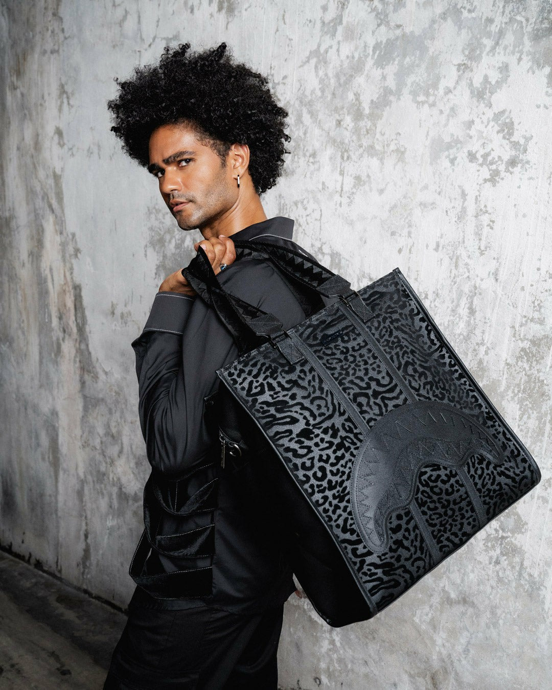 SPYCRAFT PREDATOR DUFFLE CARRY-ON BAG | Sprayground On Sale