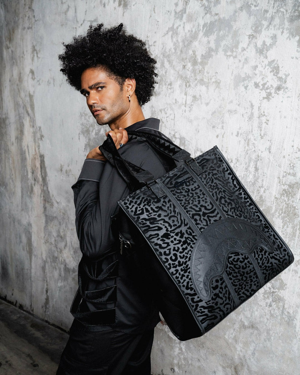 SPYCRAFT PREDATOR DUFFLE CARRY-ON BAG | Sprayground On Sale