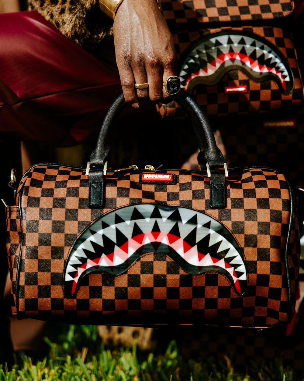 LENTICULAR EFFECTS MINI DUFFLE | Sprayground Bargain