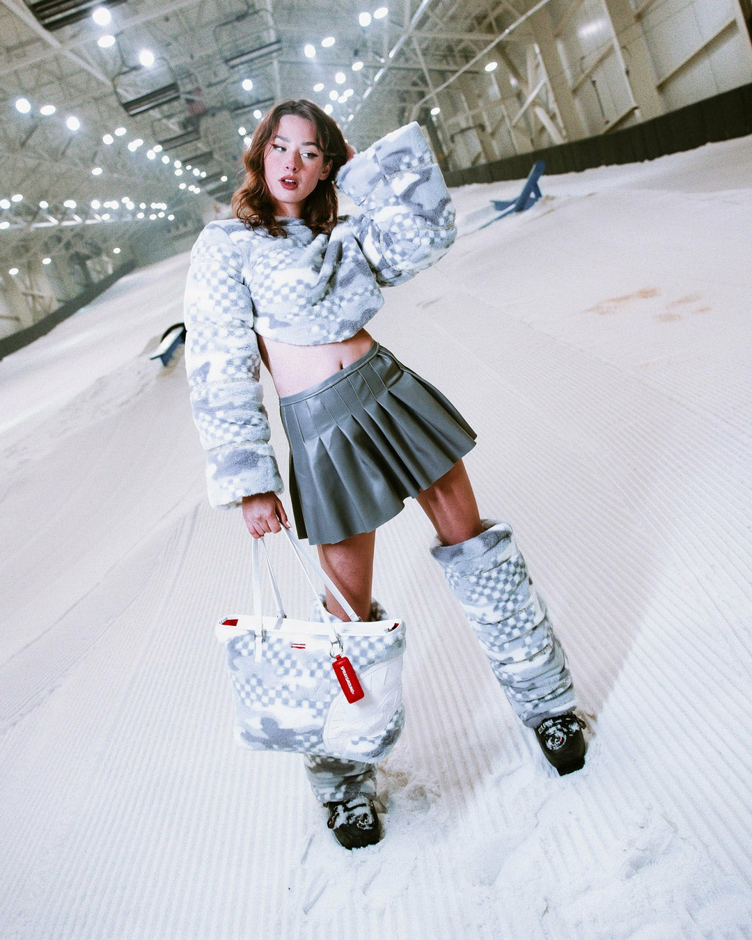 3AM PLUSH SWISS ALPS TOTE | Sprayground Savings