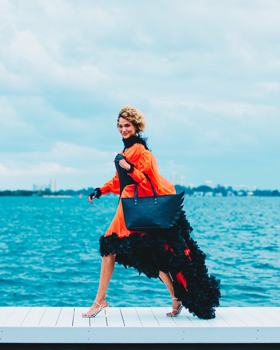 NIGHTFLIGHT G800 SKYBORNE WING TOTE | Sprayground On Sale