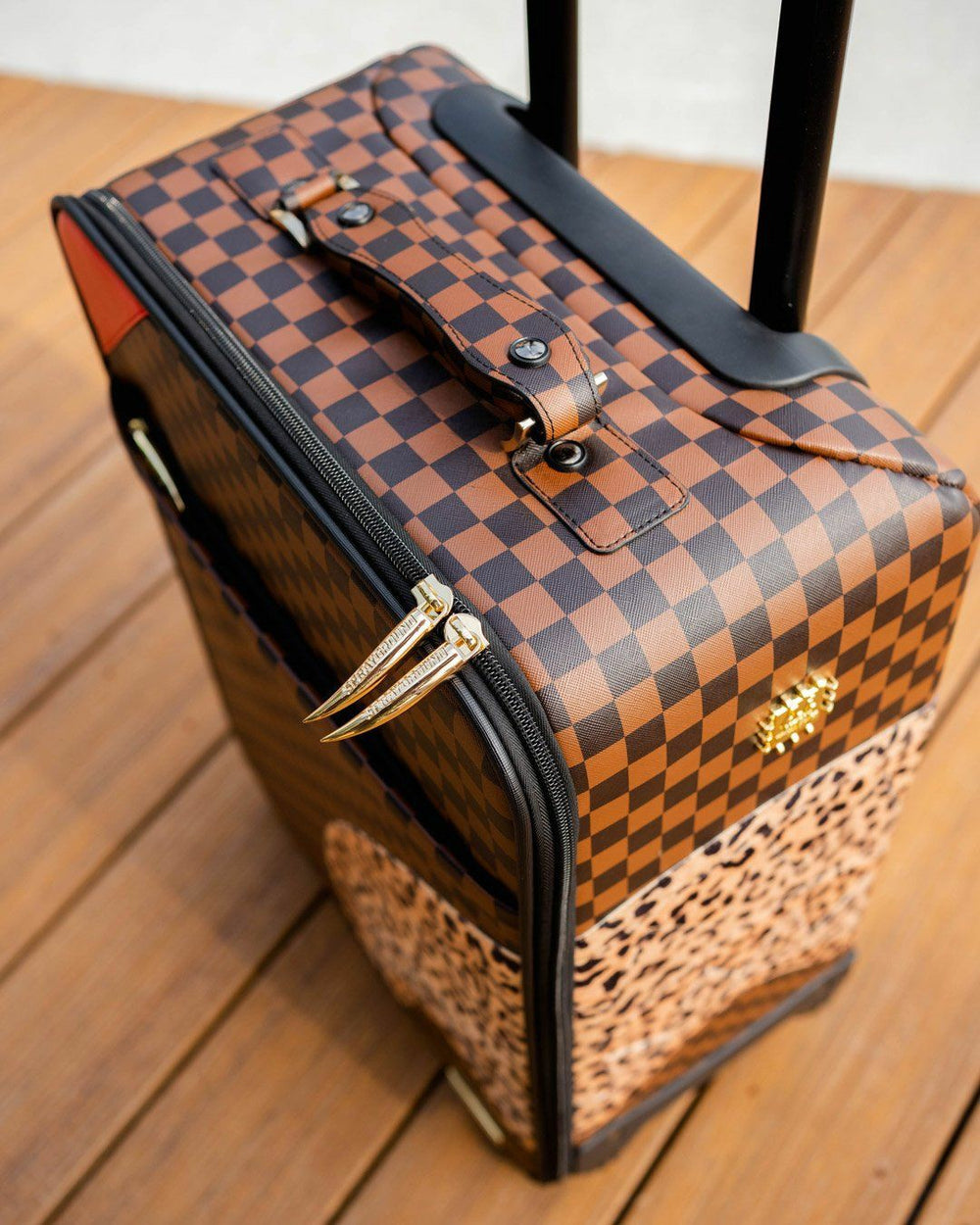 A.i.3 THE LEGACY JETSETTER CARRY-ON LUGGAGE | Sprayground Sale
