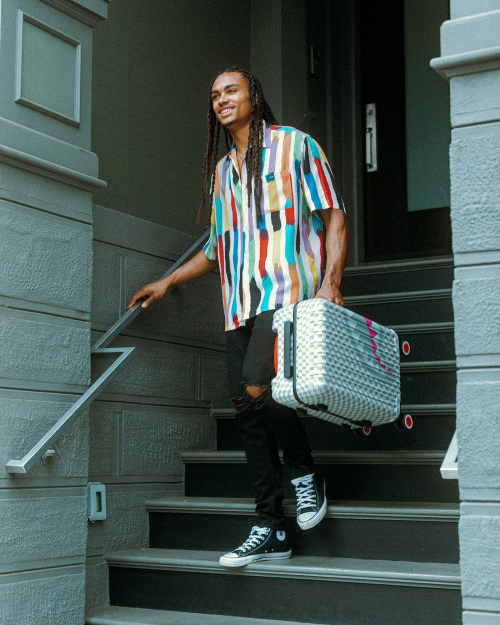 ROSE ALL DAY LA PALAIS SHARKNAUTICS HARDSHELL CARRY-ON LUGGAGE | Sprayground Outlets