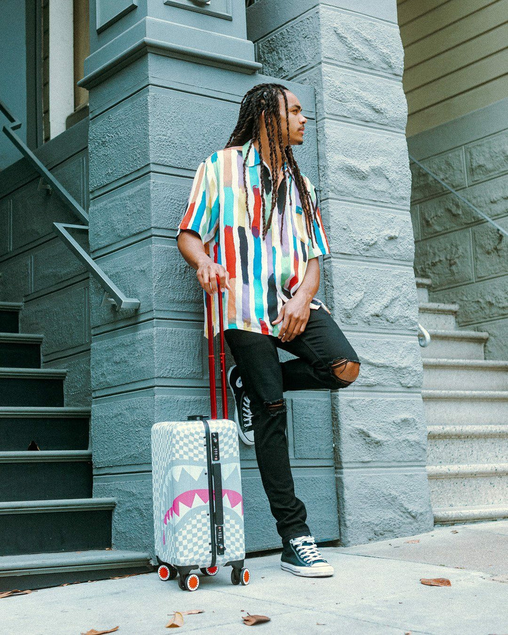 ROSE ALL DAY LA PALAIS SHARKNAUTICS HARDSHELL CARRY-ON LUGGAGE | Sprayground Outlets