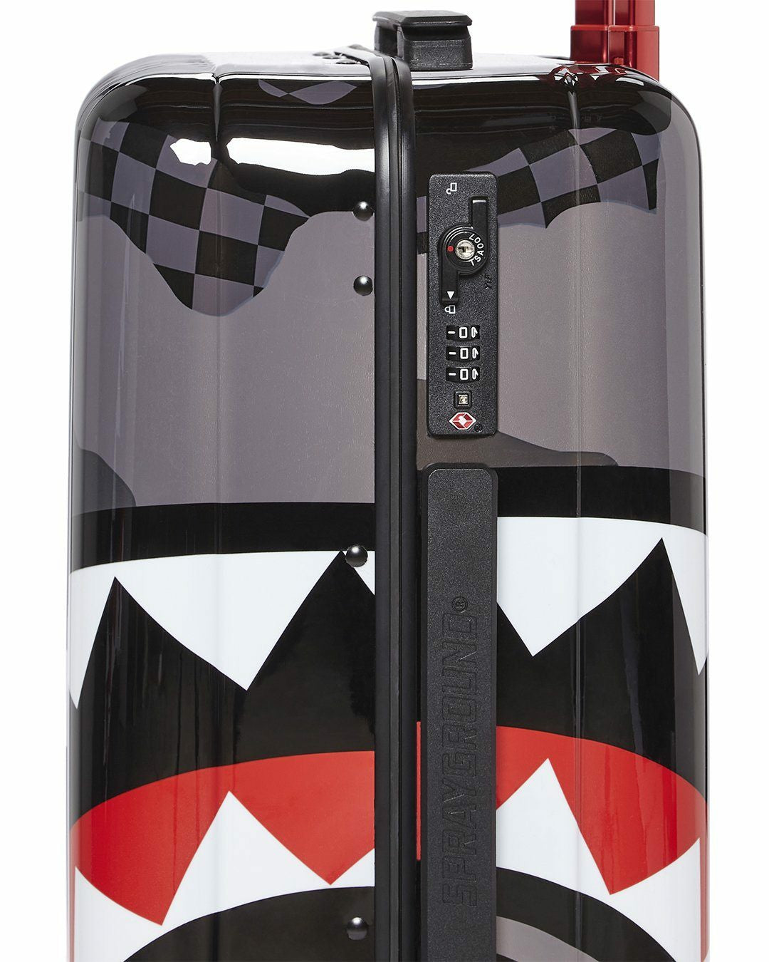 3AM SHARKNAUTICS 22” CARRY-ON LUGGAGE | Sprayground Bargain