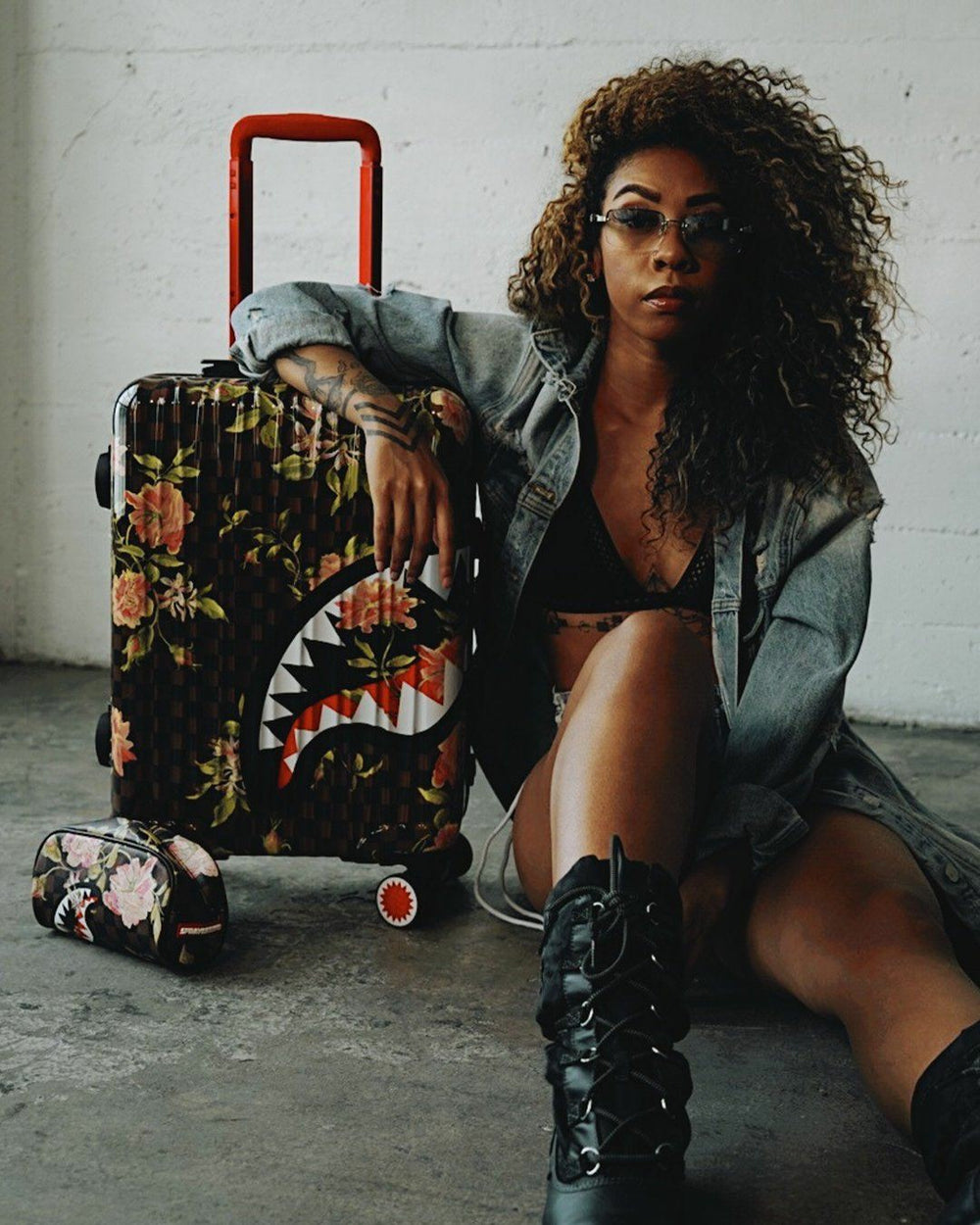 SHARKFLOWER 21.5” CARRY-ON SHARKNAUTICS LUGGAGE | Sprayground Savings
