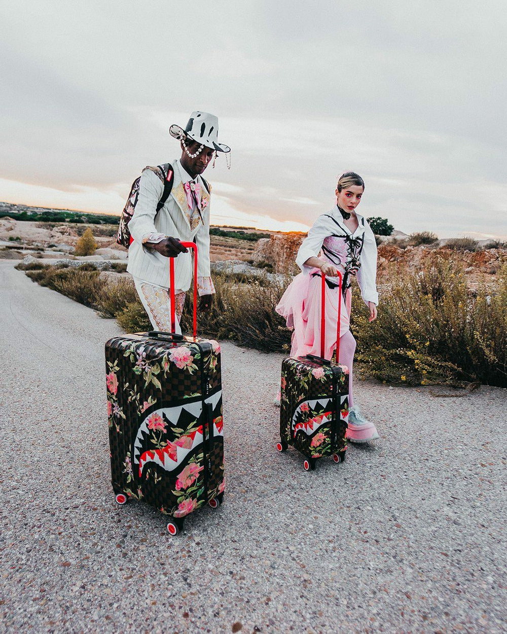 SHARKFLOWER 21.5” CARRY-ON SHARKNAUTICS LUGGAGE | Sprayground Savings