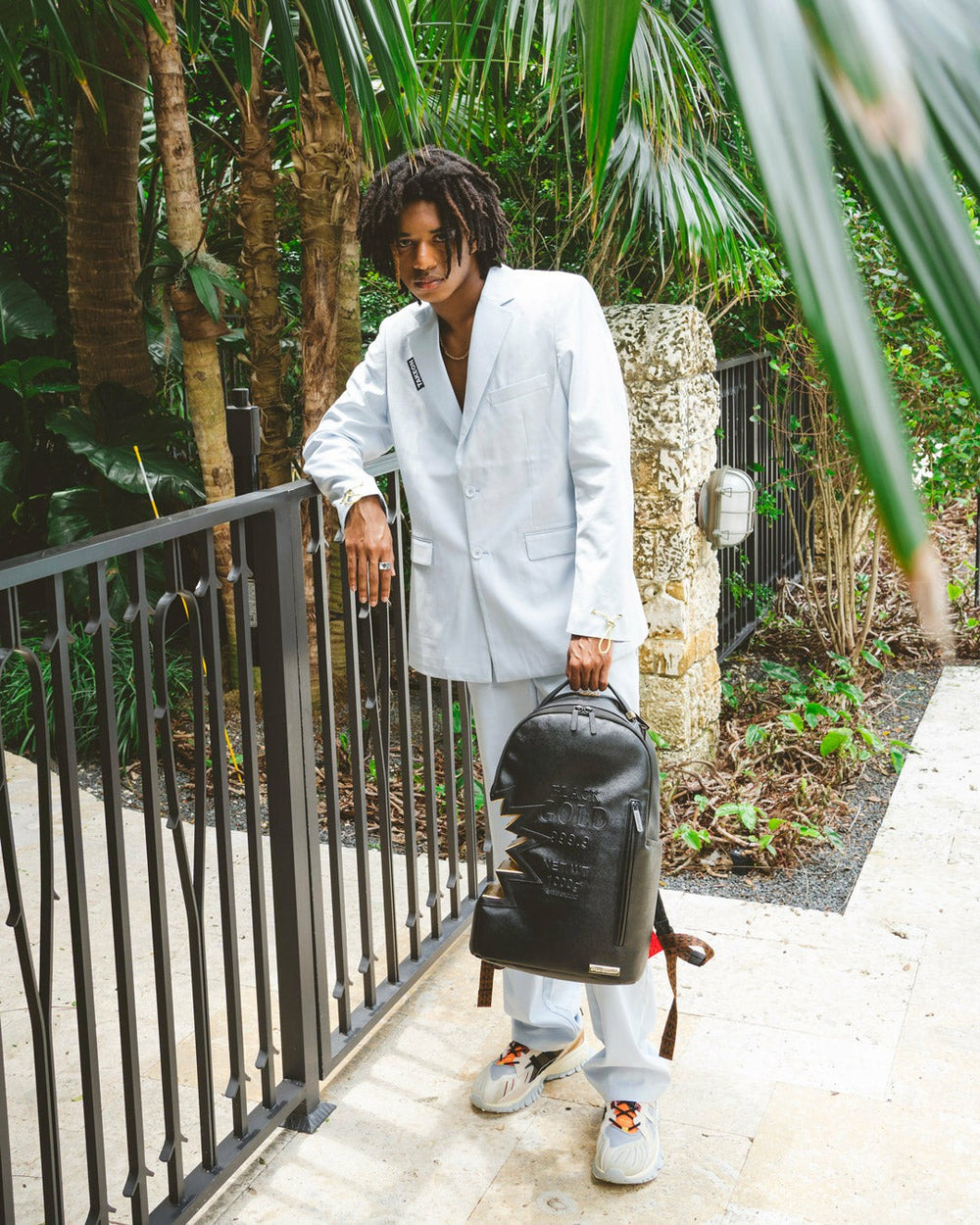 A.i.3 SHARK BITE BLACK GOLD BACKPACK (DLXV) | Sprayground Value Deal