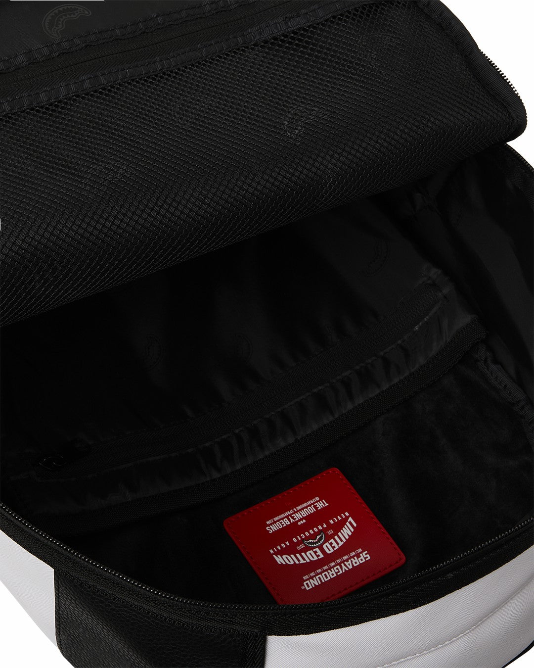 ENTER THE VOID BACKPACK | Sprayground Savings