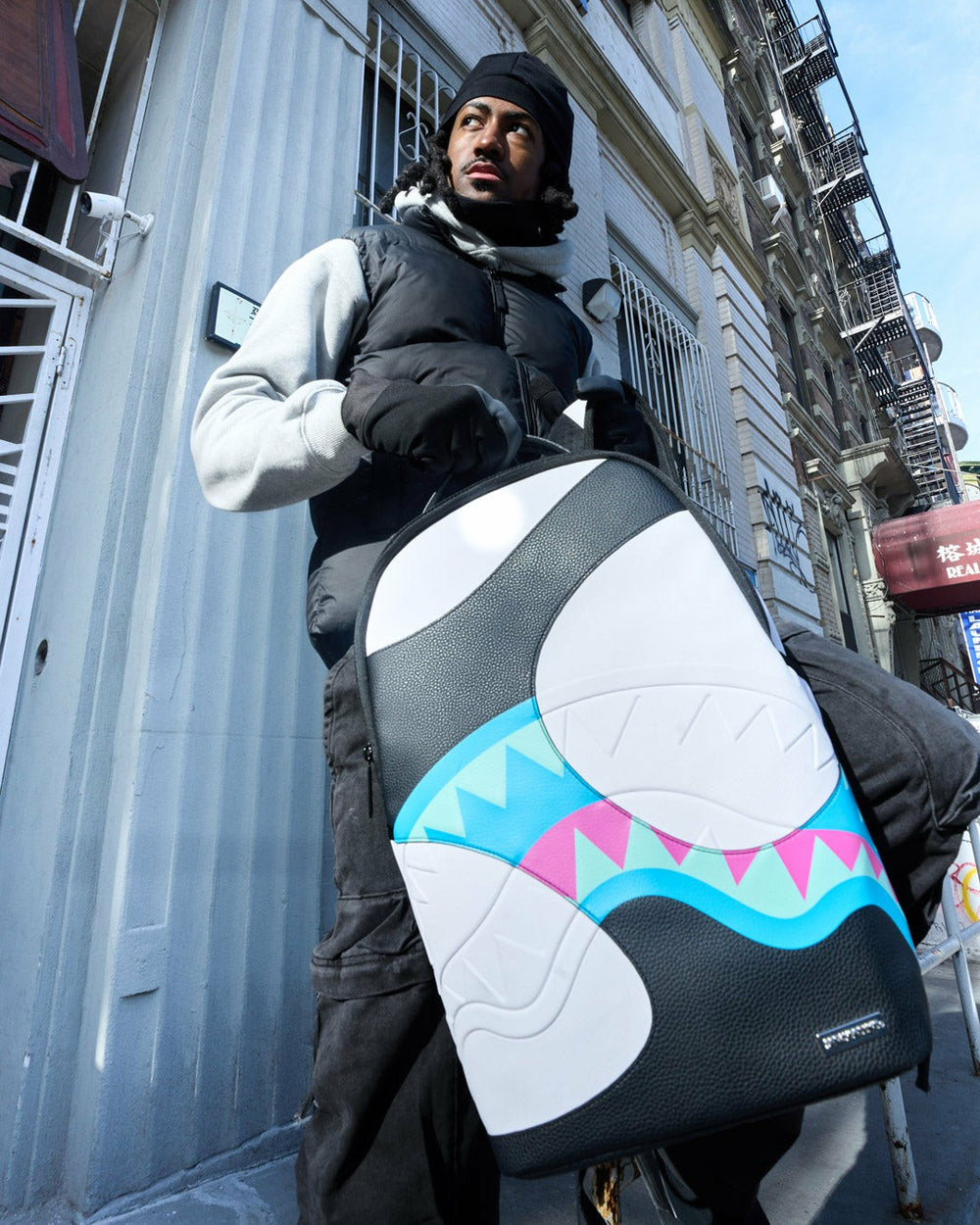 ENTER THE VOID BACKPACK | Sprayground Savings