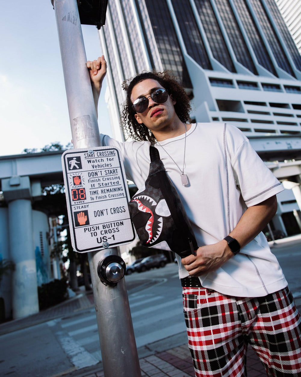 TRIPLE DECKER HEIR TO THE THRONE SAVVY CROSSBODY | Sprayground Outlets