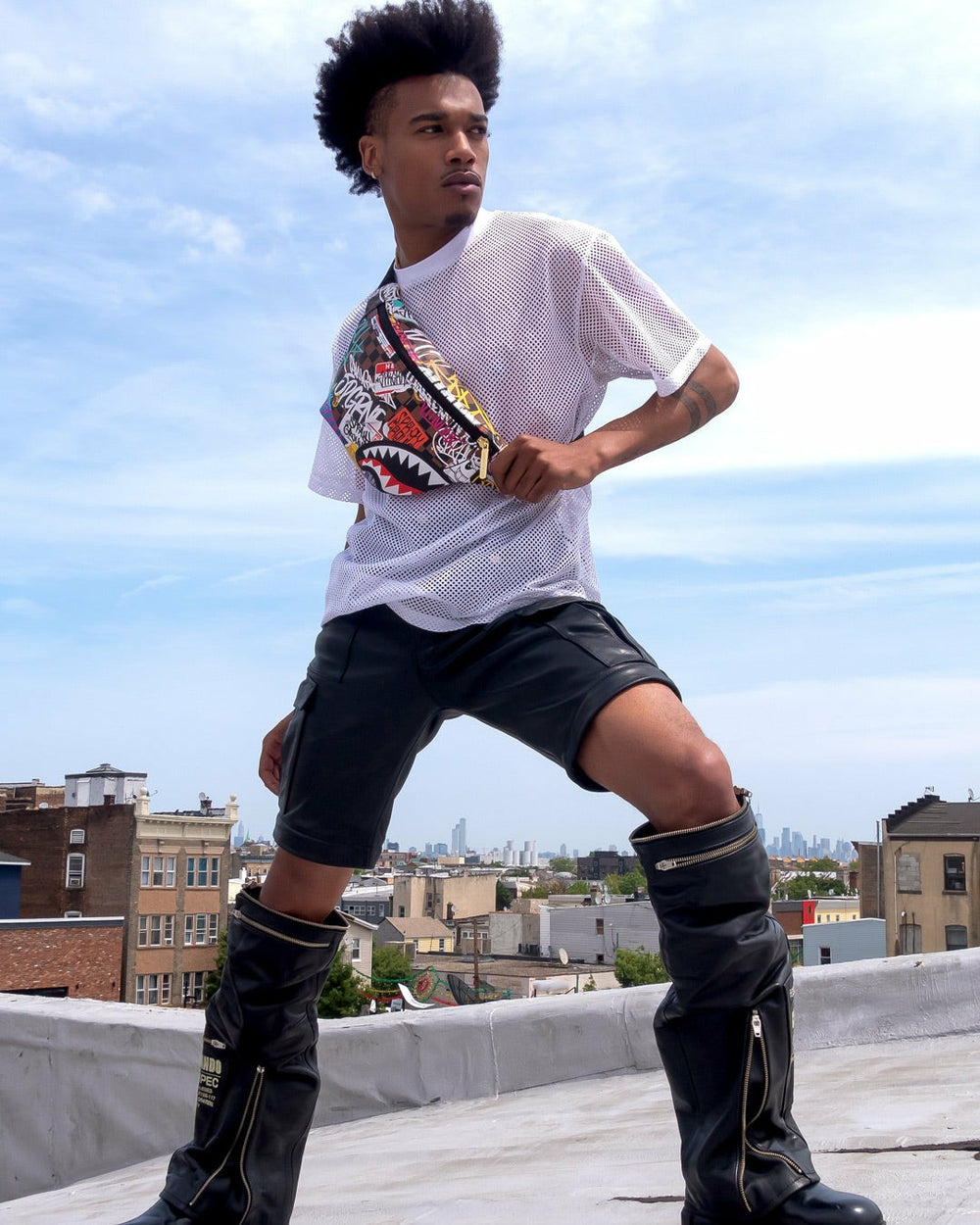 SHARKS IN PARIS THE RIZZ SAVVY CROSSBODY | Sprayground On Sale