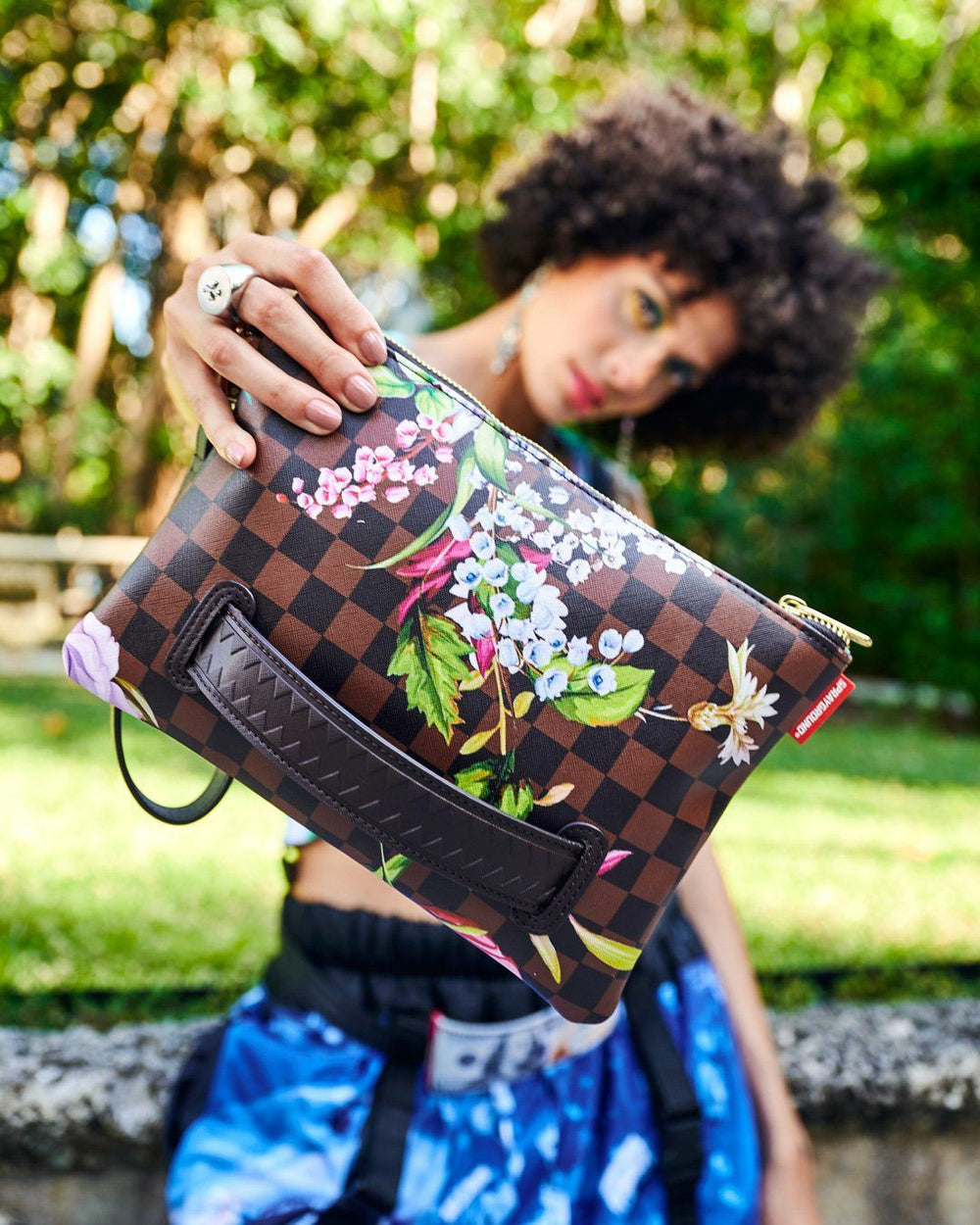 GARDEN OF SHARKS CROSSOVER CLUTCH | Sprayground Savings