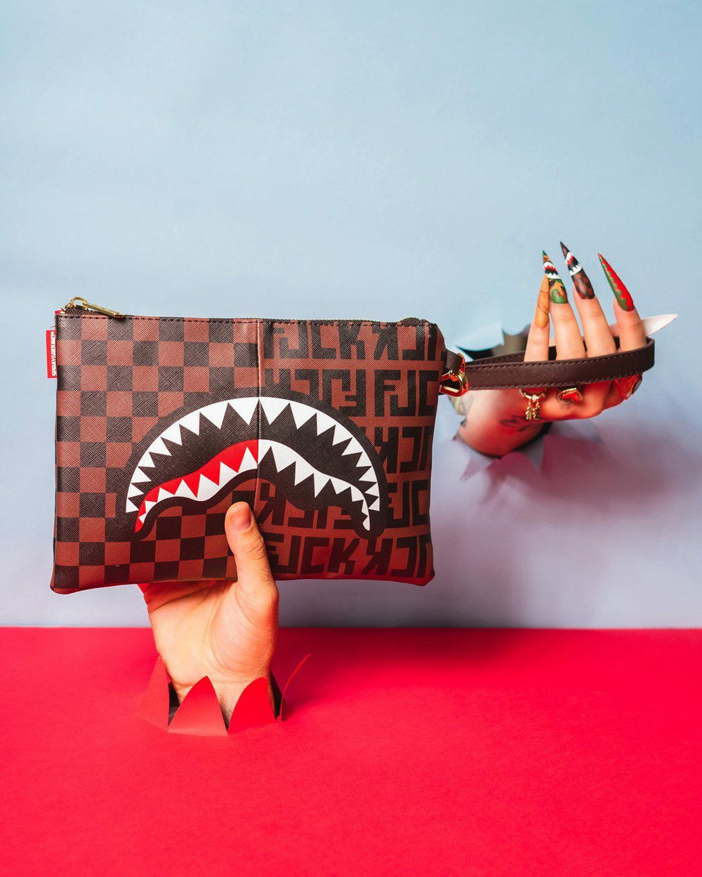 SPLIT THE CHECK CROSSOVER CLUTCH | Sprayground Limited Offer