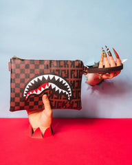 SPLIT THE CHECK CROSSOVER CLUTCH | Sprayground Limited Offer