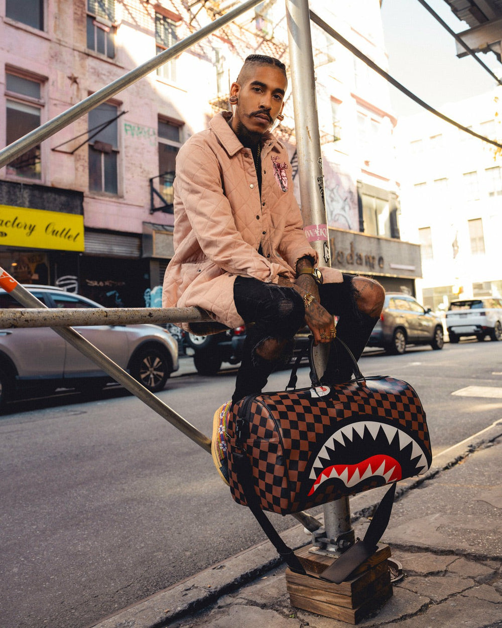 THE HANGOVER SHARK DUFFLE | Sprayground Value Deal