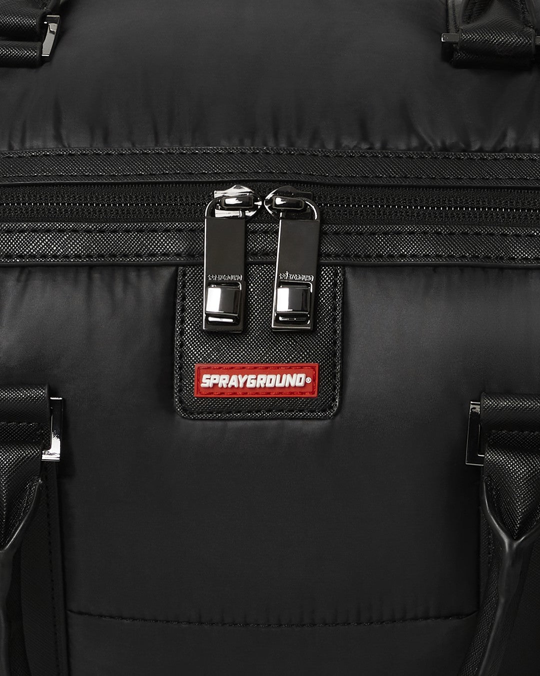 PUFFER SHARK VAIL FLEX DUFFLE | Sprayground Special Offer