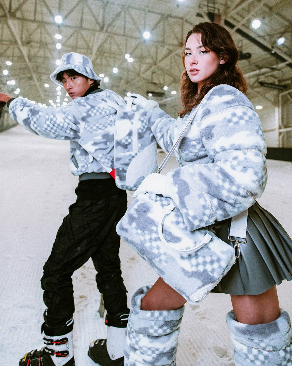 3AM PLUSH SWISS ALPS MINI DUFFLE | Sprayground Outlets
