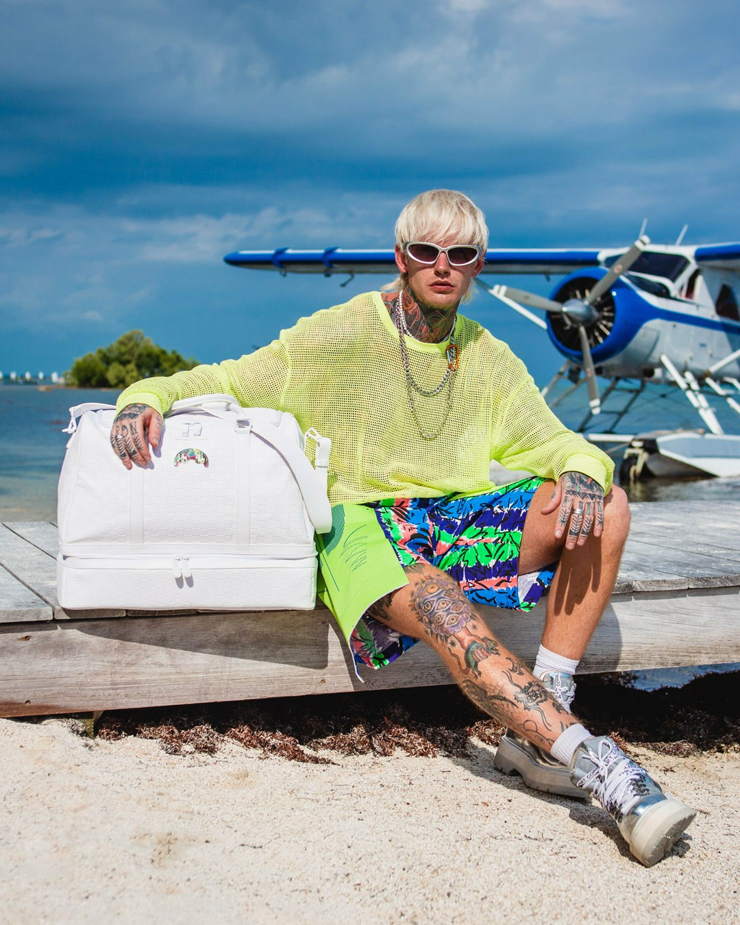 SHOW UP SHOW OUT STILETTO DUFFLE | Sprayground On Sale