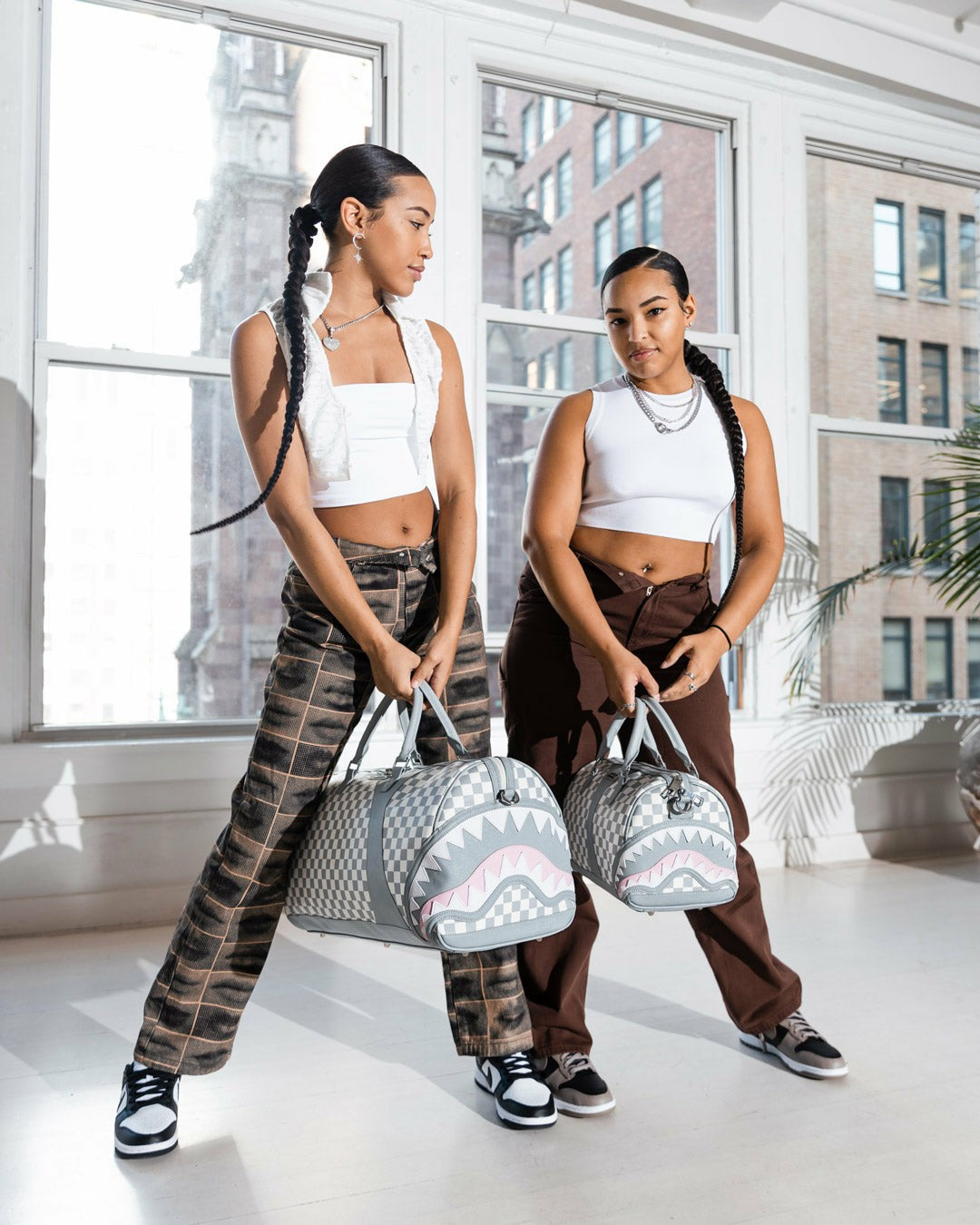 AIR TO THE THRONE JETSET DUFFLE | Sprayground Limited Offer